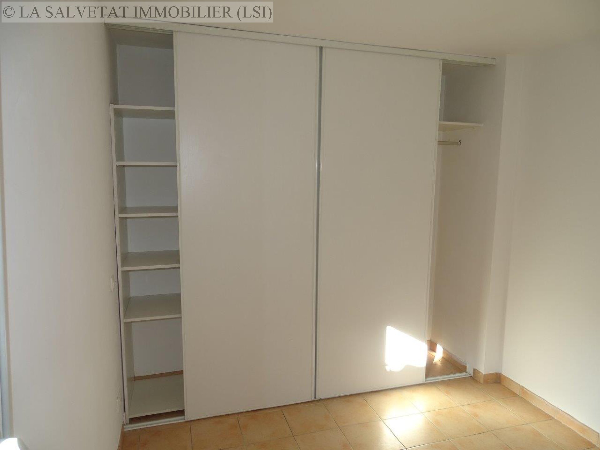 Location appartement - LA SALVETAT ST GILLES<br>41,77 m², 2 pièces