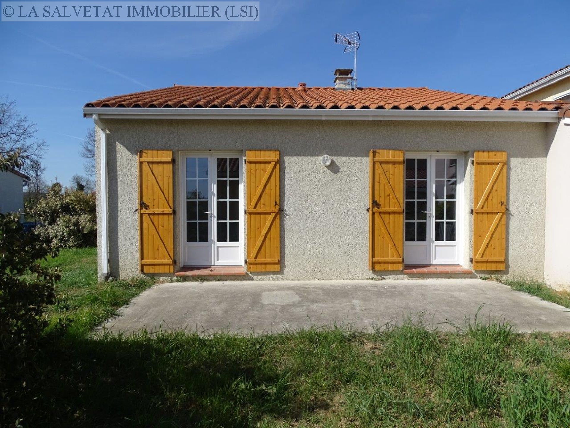 Location maison-villa - FONTENILLES<br>86 m², 3 pièces