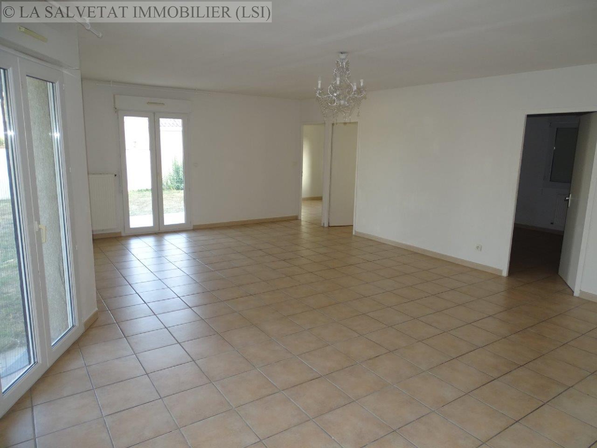 Location maison-villa - LA SALVETAT ST GILLES<br>126 m², 5 pièces