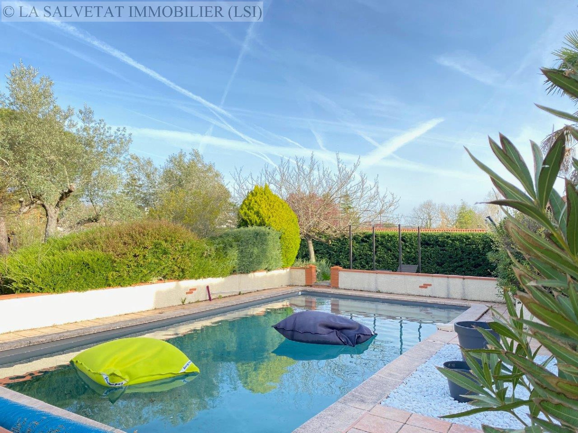 Vente maison-villa - BONREPOS SUR AUSSONNELLE<br>188 m², 7 pièces