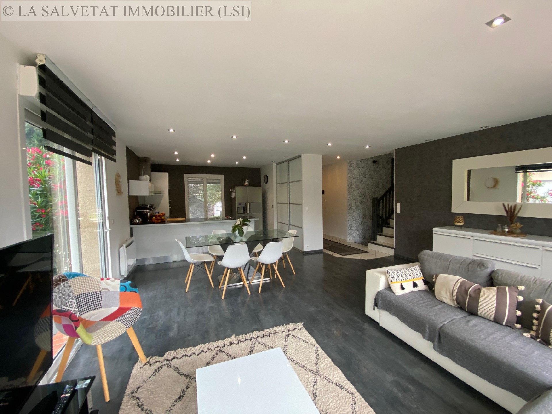 Vente maison-villa - LA SALVETAT ST GILLES<br>150 m², 6 pièces