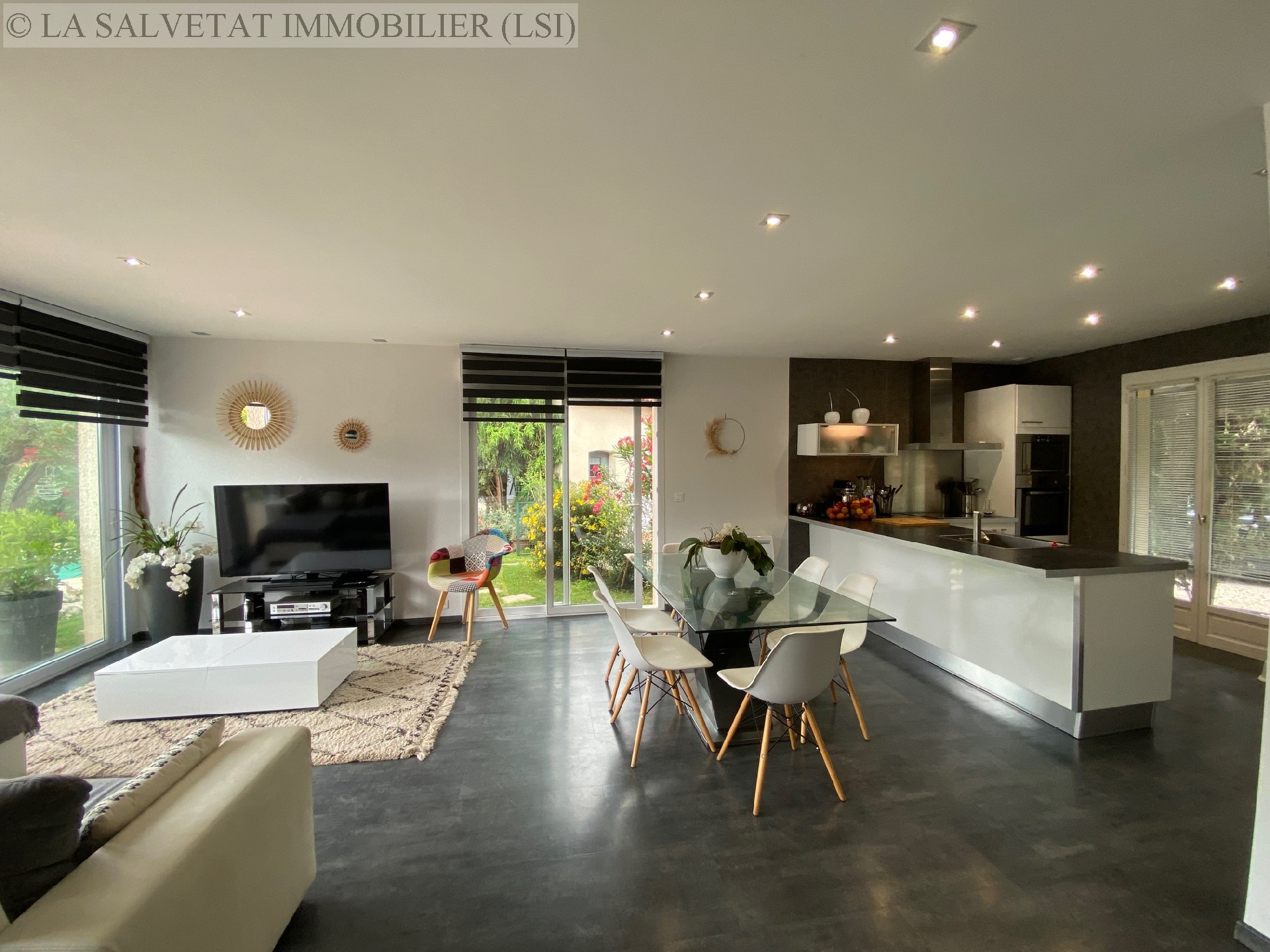 Vente maison-villa - LA SALVETAT ST GILLES<br>150 m², 6 pièces