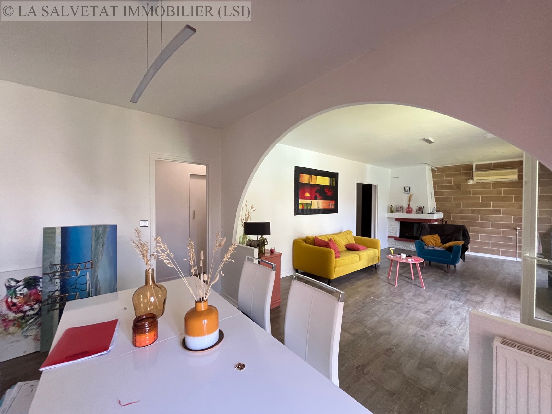 Vente maison-villa - FONTENILLES<br>170 m², 6 pièces