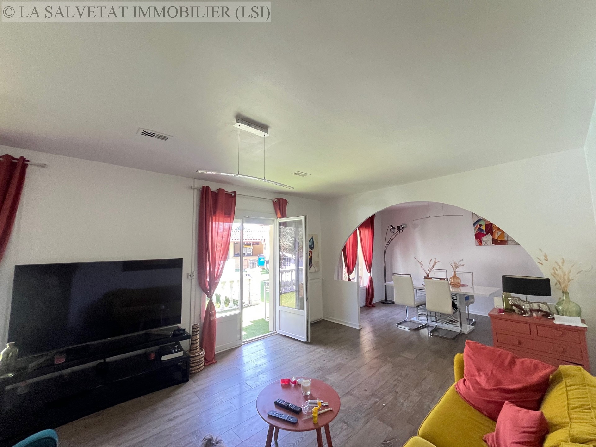Vente maison-villa - FONTENILLES<br>170 m², 6 pièces