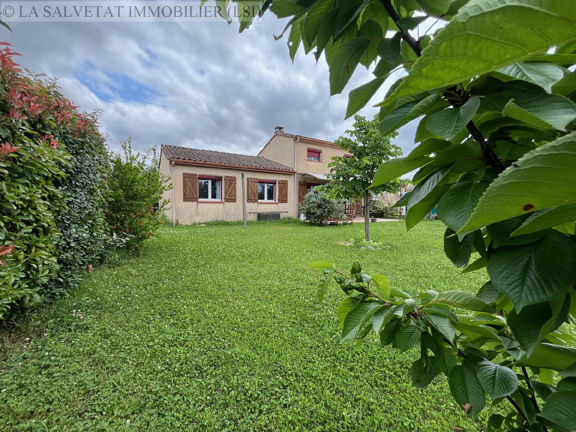 Vente maison-villa - LA SALVETAT ST GILLES<br>128 m², 5 pièces