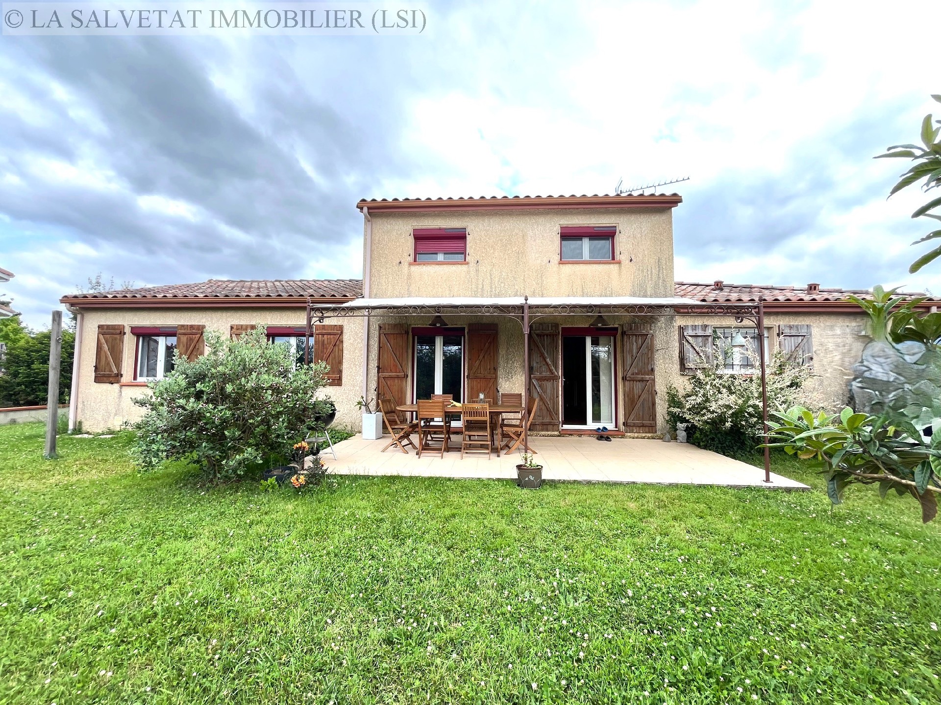Vente maison-villa - LA SALVETAT ST GILLES<br>128 m², 5 pièces