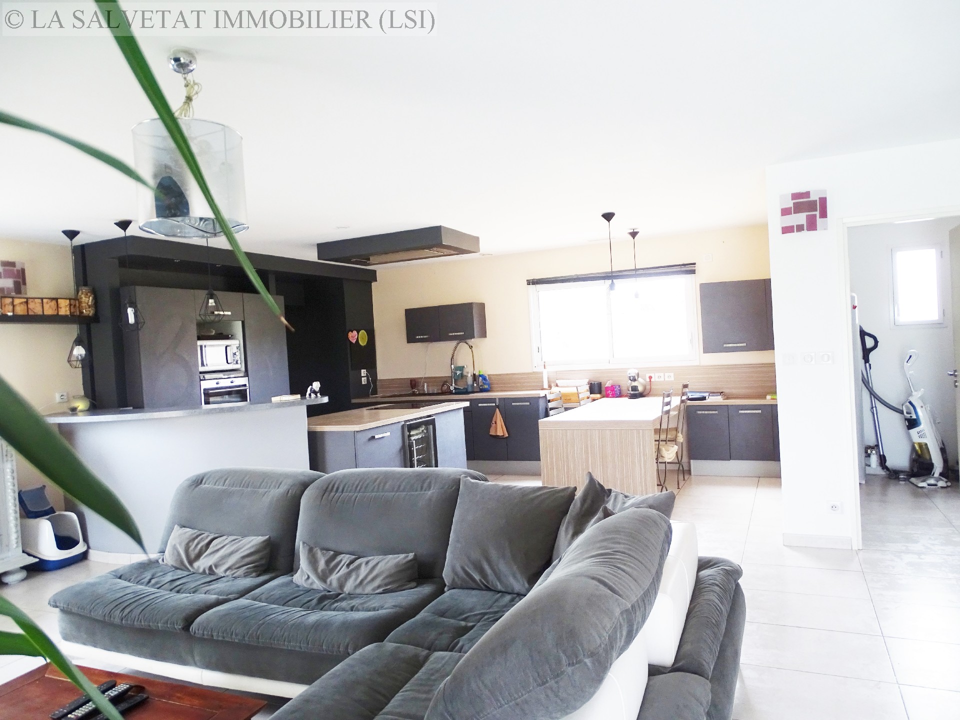 Vente maison-villa - BONREPOS SUR AUSSONNELLE<br>128 m², 5 pièces