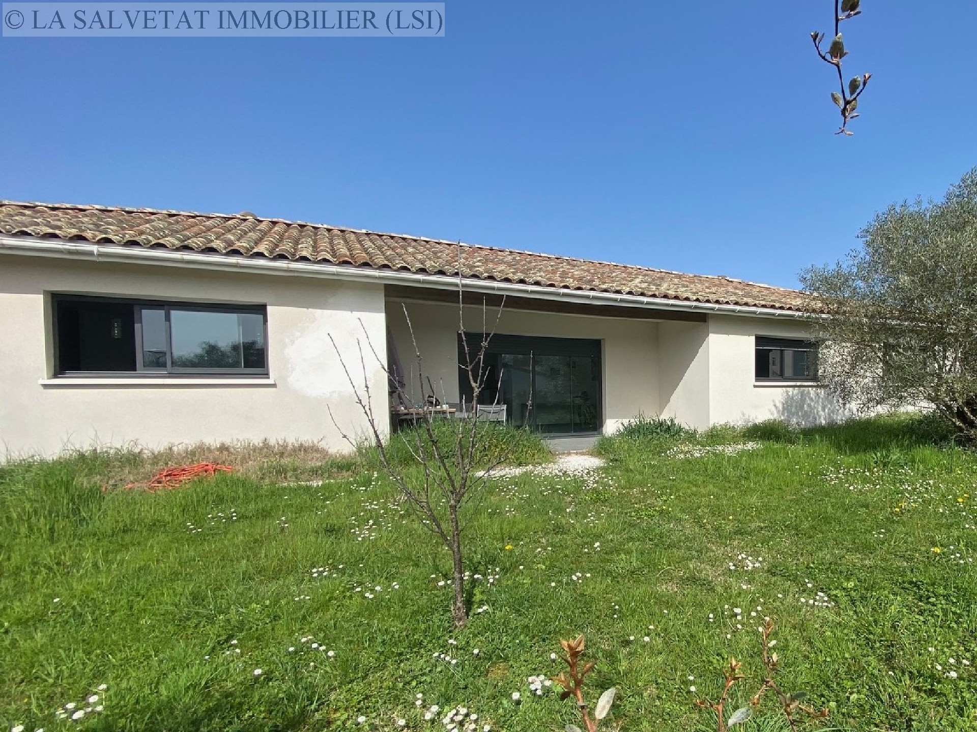 Vente maison-villa - BONREPOS SUR AUSSONNELLE<br>153 m², 5 pièces