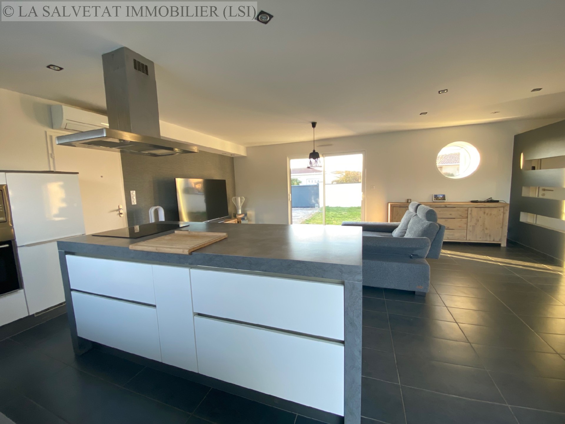 Vente maison-villa - BONREPOS SUR AUSSONNELLE<br>106 m², 4 pièces