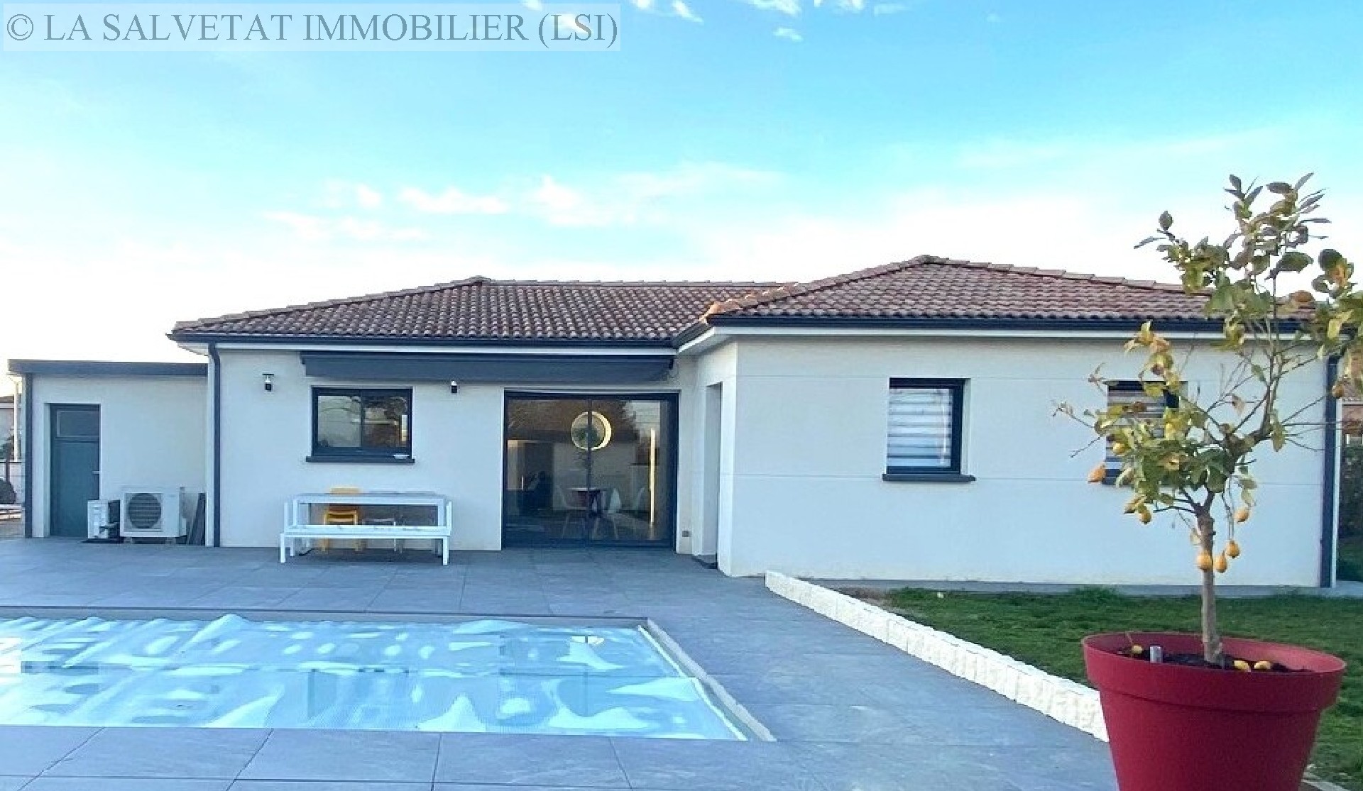 Vente maison-villa - BONREPOS SUR AUSSONNELLE<br>106 m², 4 pièces