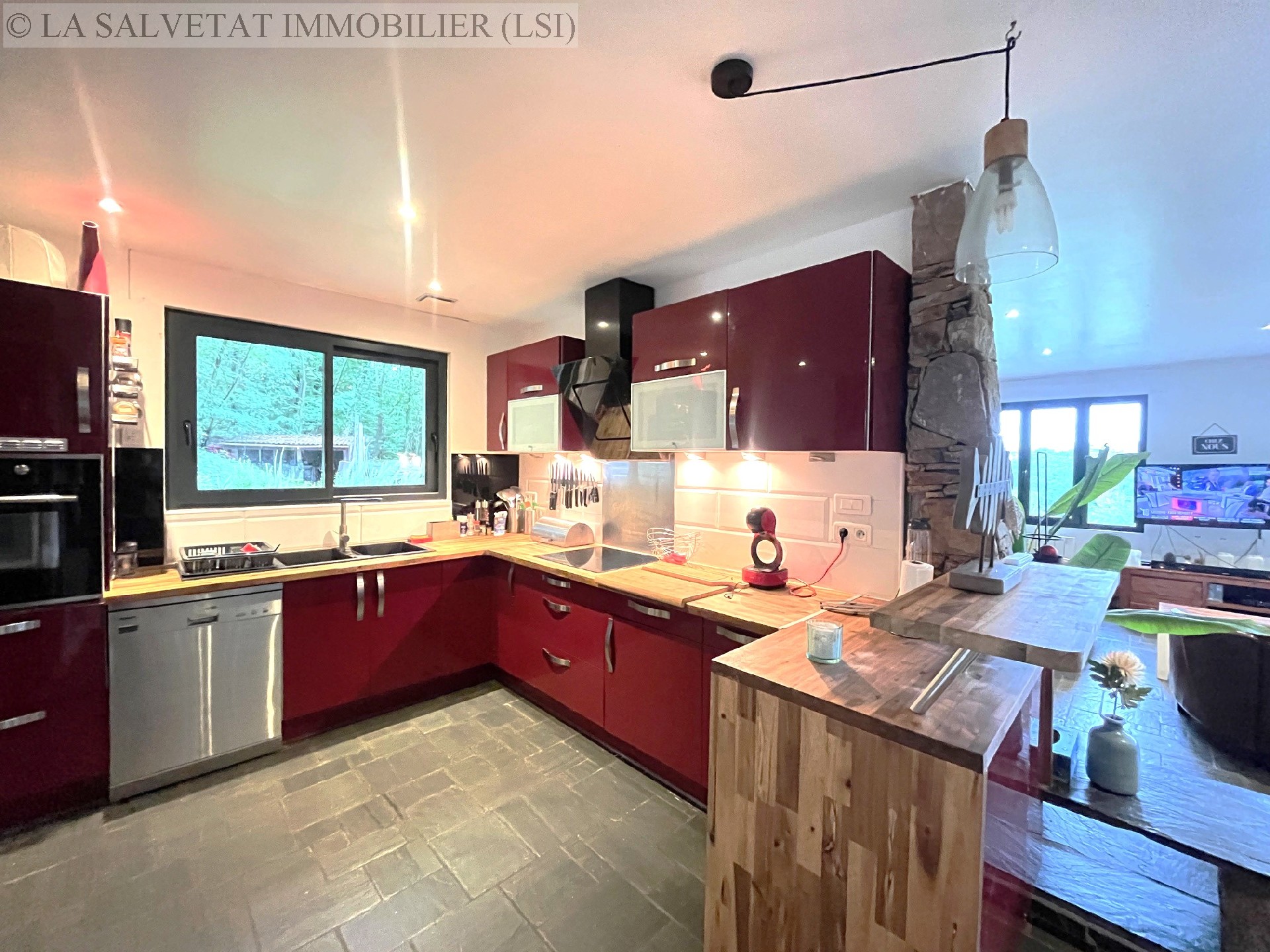 Vente maison-villa - BONREPOS SUR AUSSONNELLE<br>120 m², 5 pièces