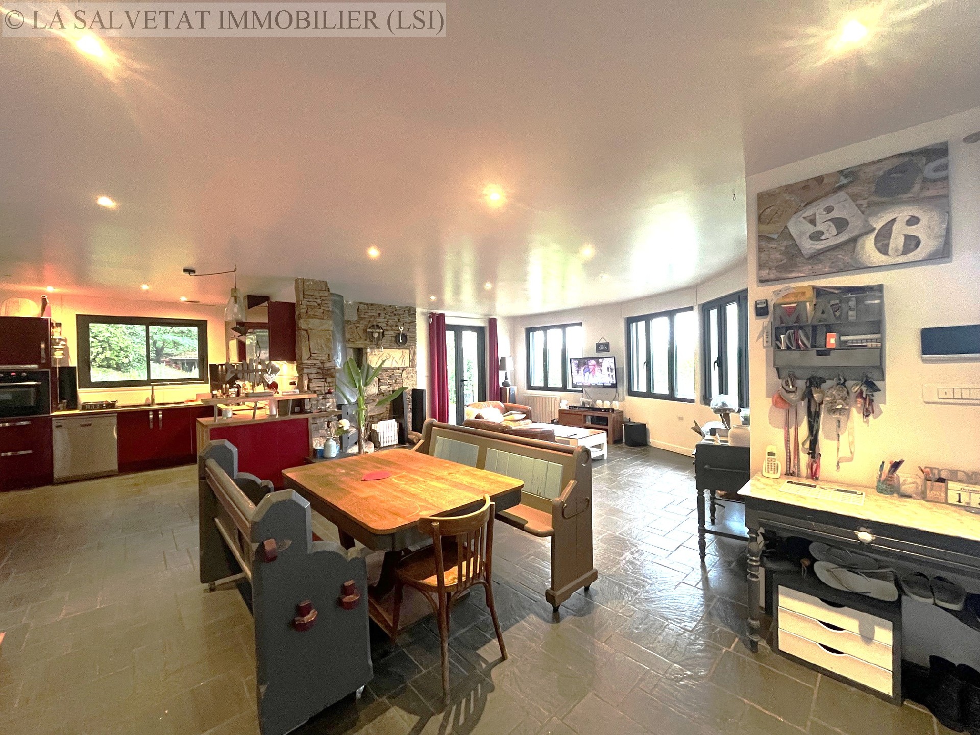 Vente maison-villa - BONREPOS SUR AUSSONNELLE<br>120 m², 5 pièces