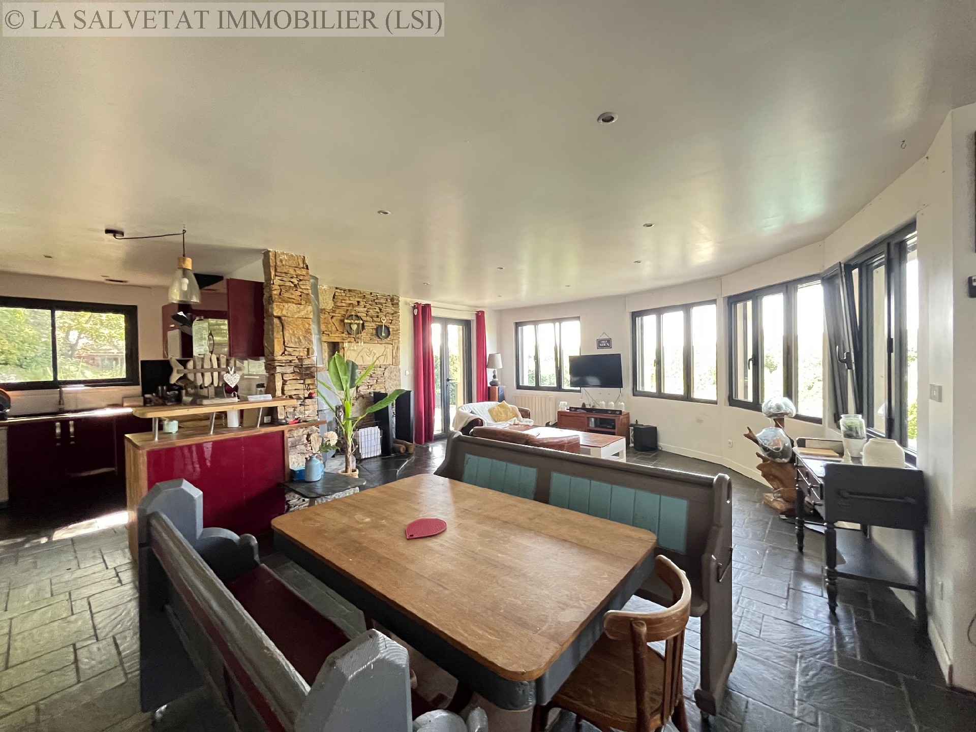 Vente maison-villa - BONREPOS SUR AUSSONNELLE<br>149 m², 5 pièces