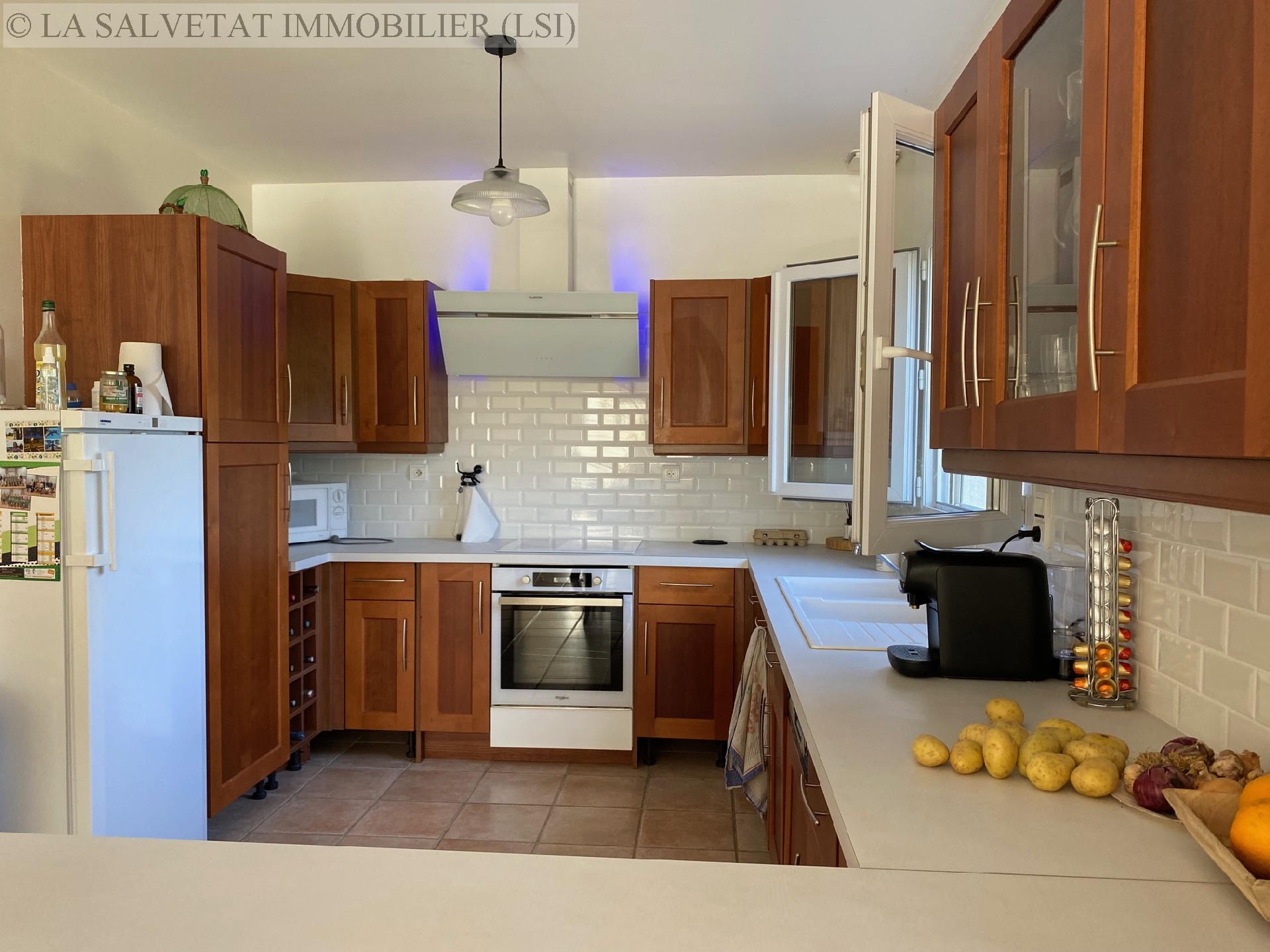 Vente maison-villa - FONTENILLES<br>182 m², 6 pièces