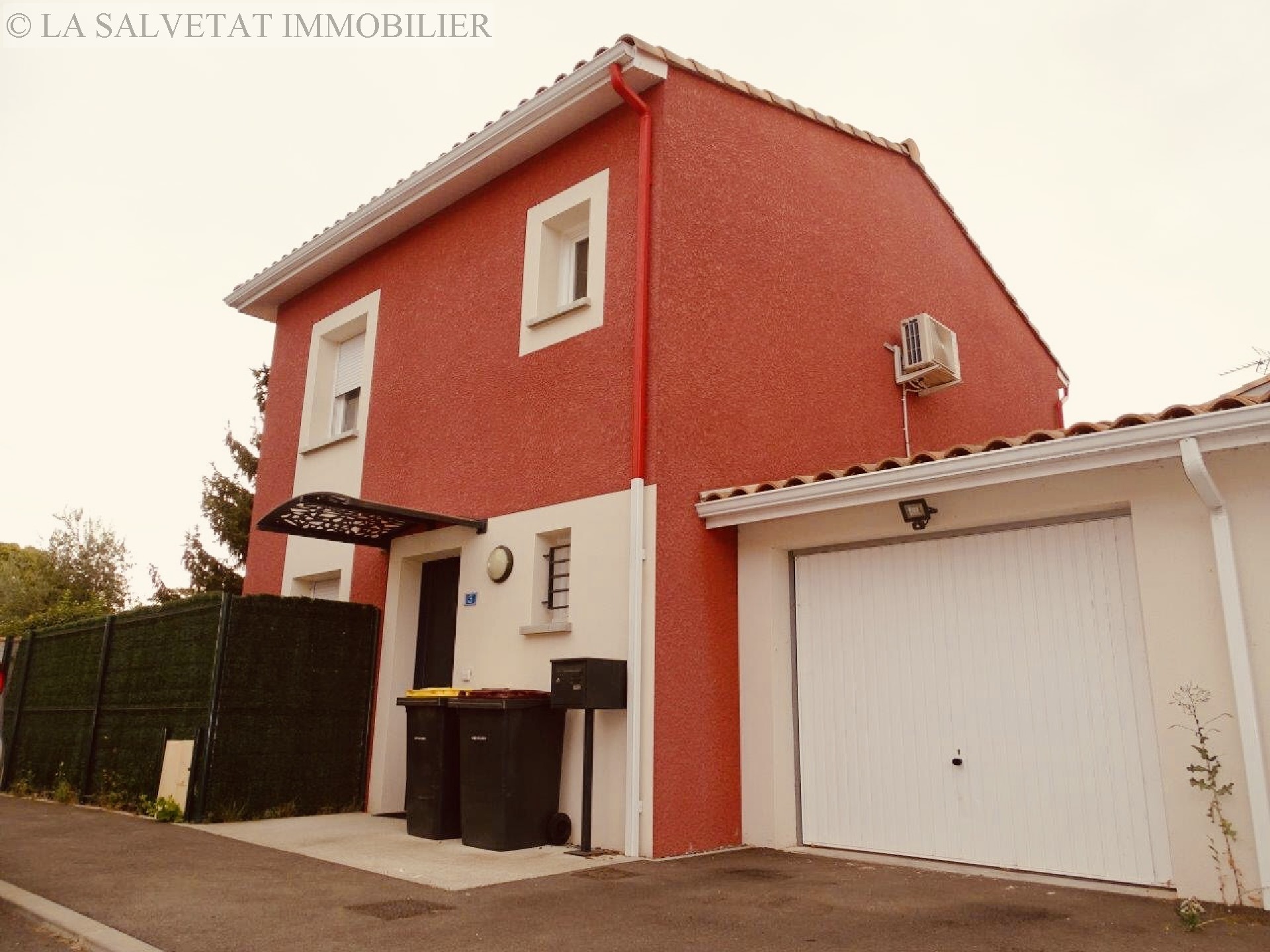 Vente maison-villa - FROUZINS<br>79 m², 4 pièces