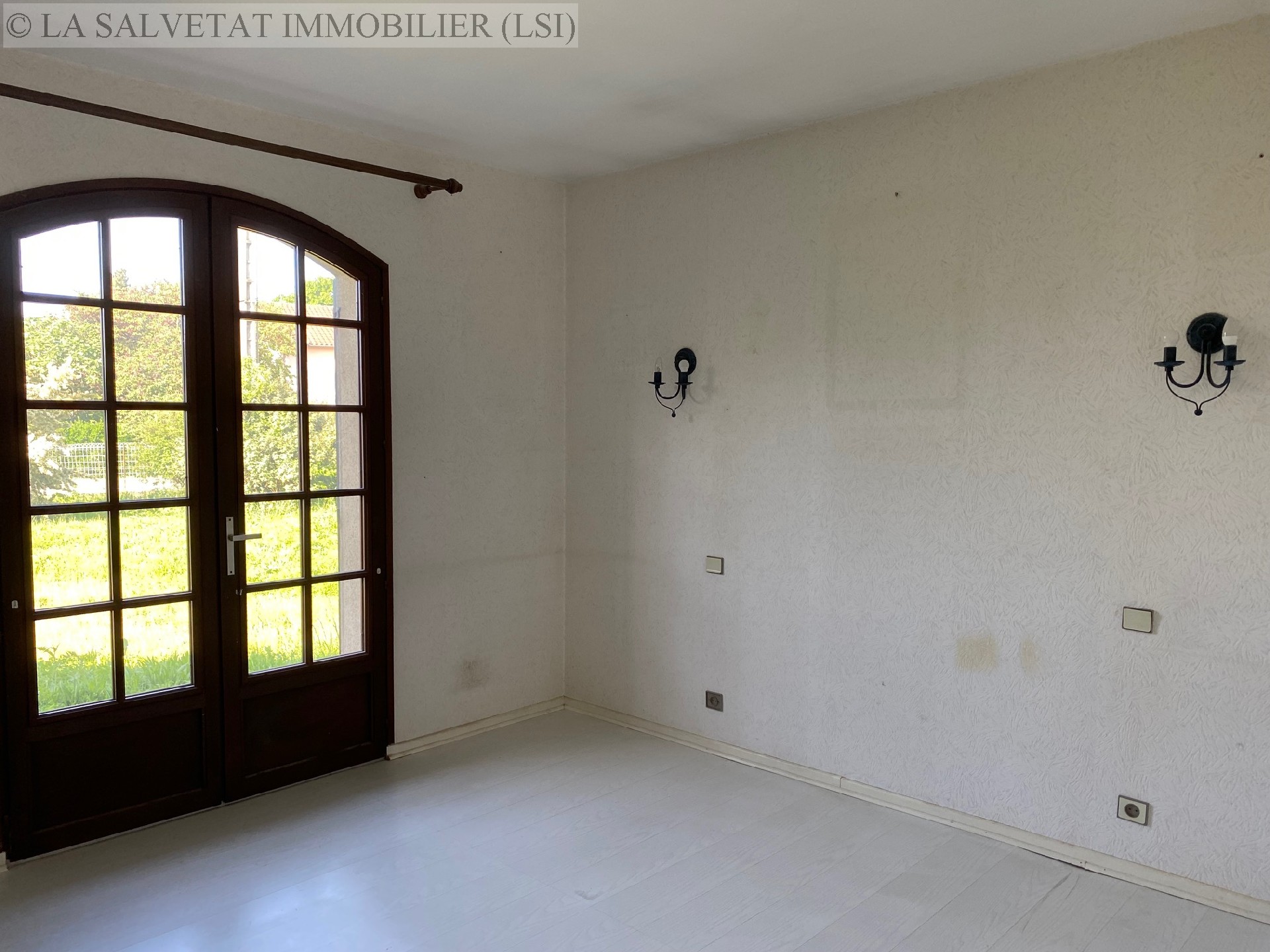 Vente maison-villa - LA SALVETAT SAINT-GILLES<br>115 m², 5 pièces