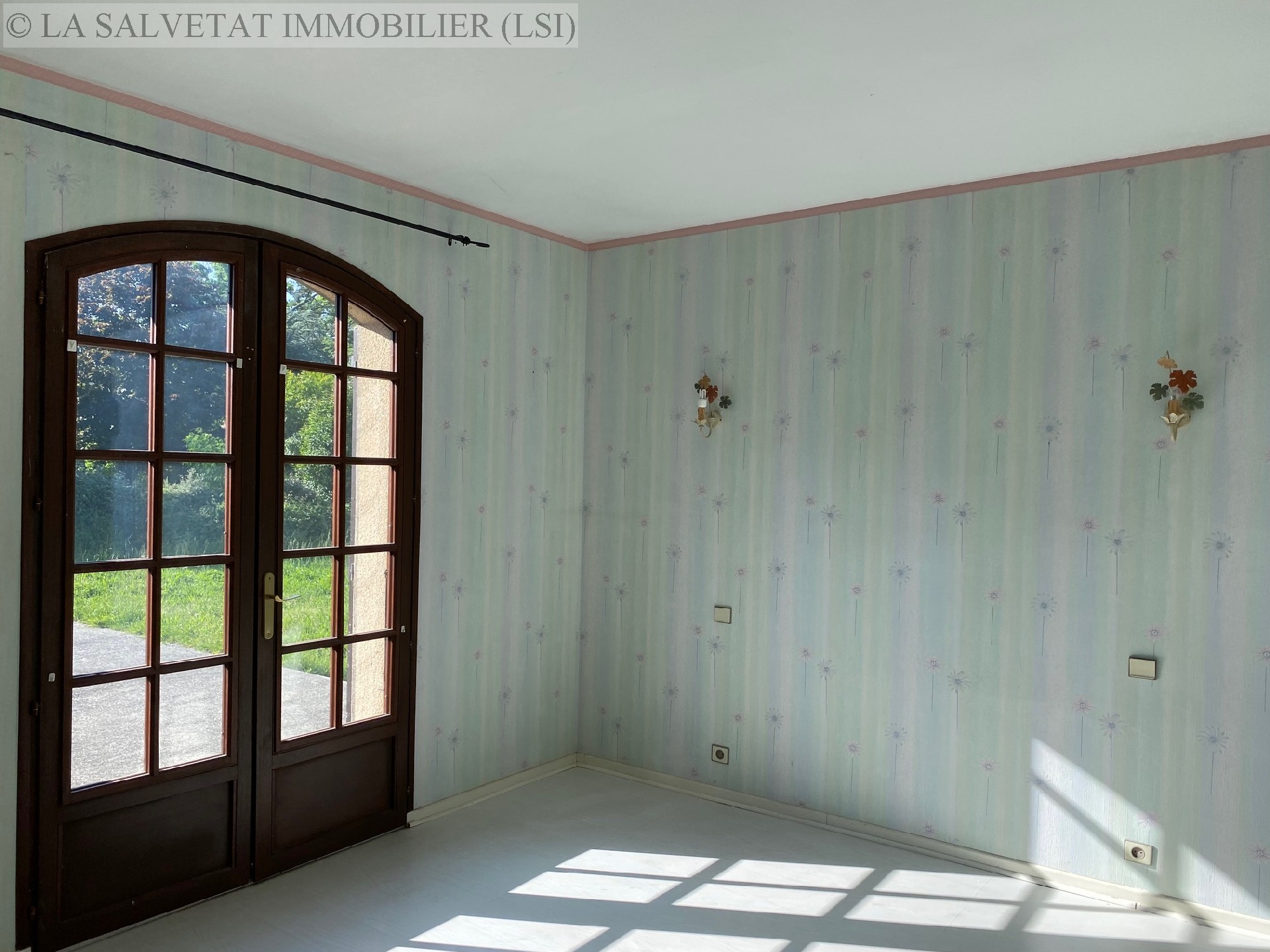 Vente maison-villa - LA SALVETAT SAINT-GILLES<br>115 m², 5 pièces