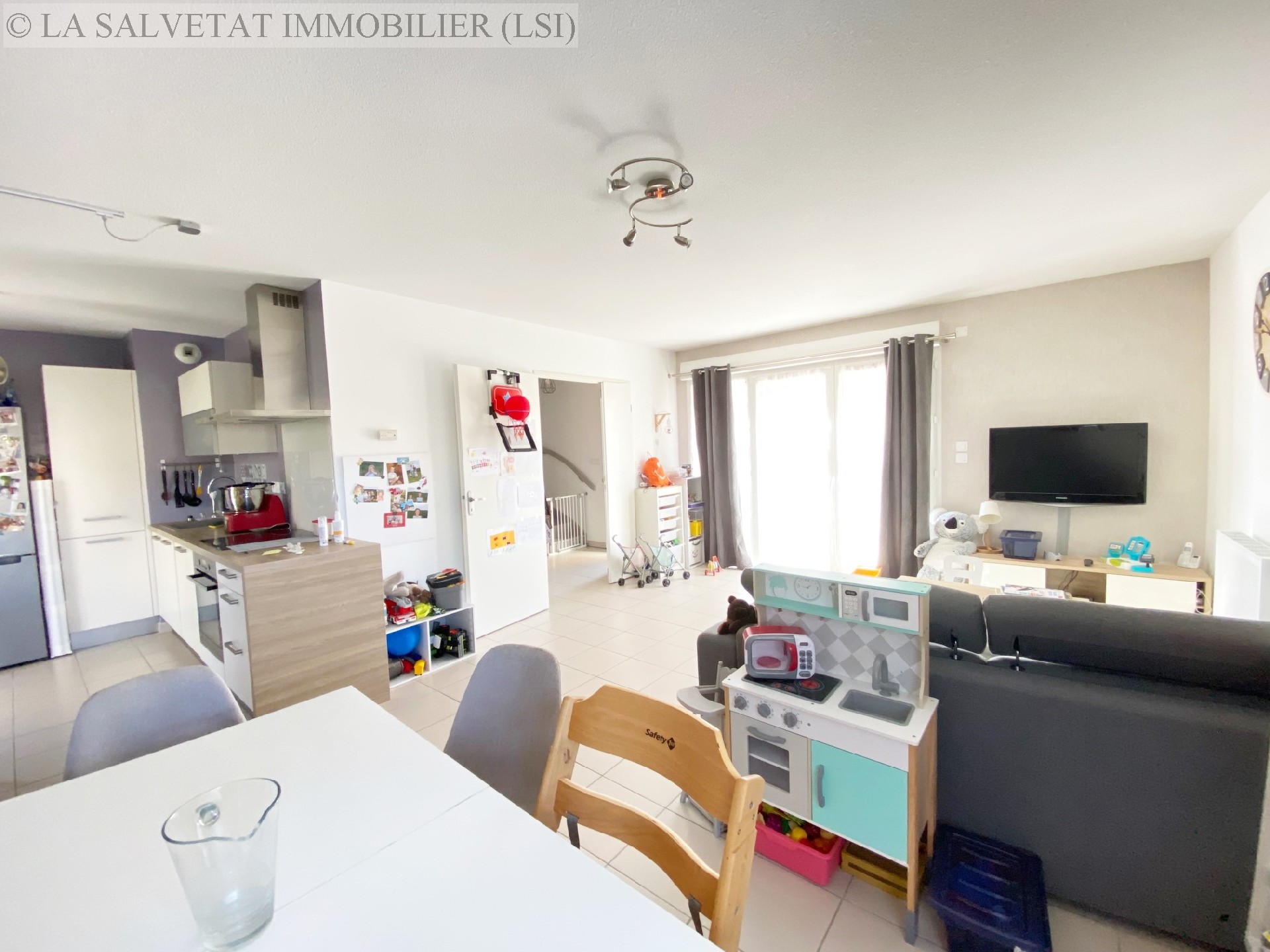 Vente maison-villa - LA SALVETAT ST GILLES<br>87 m², 4 pièces