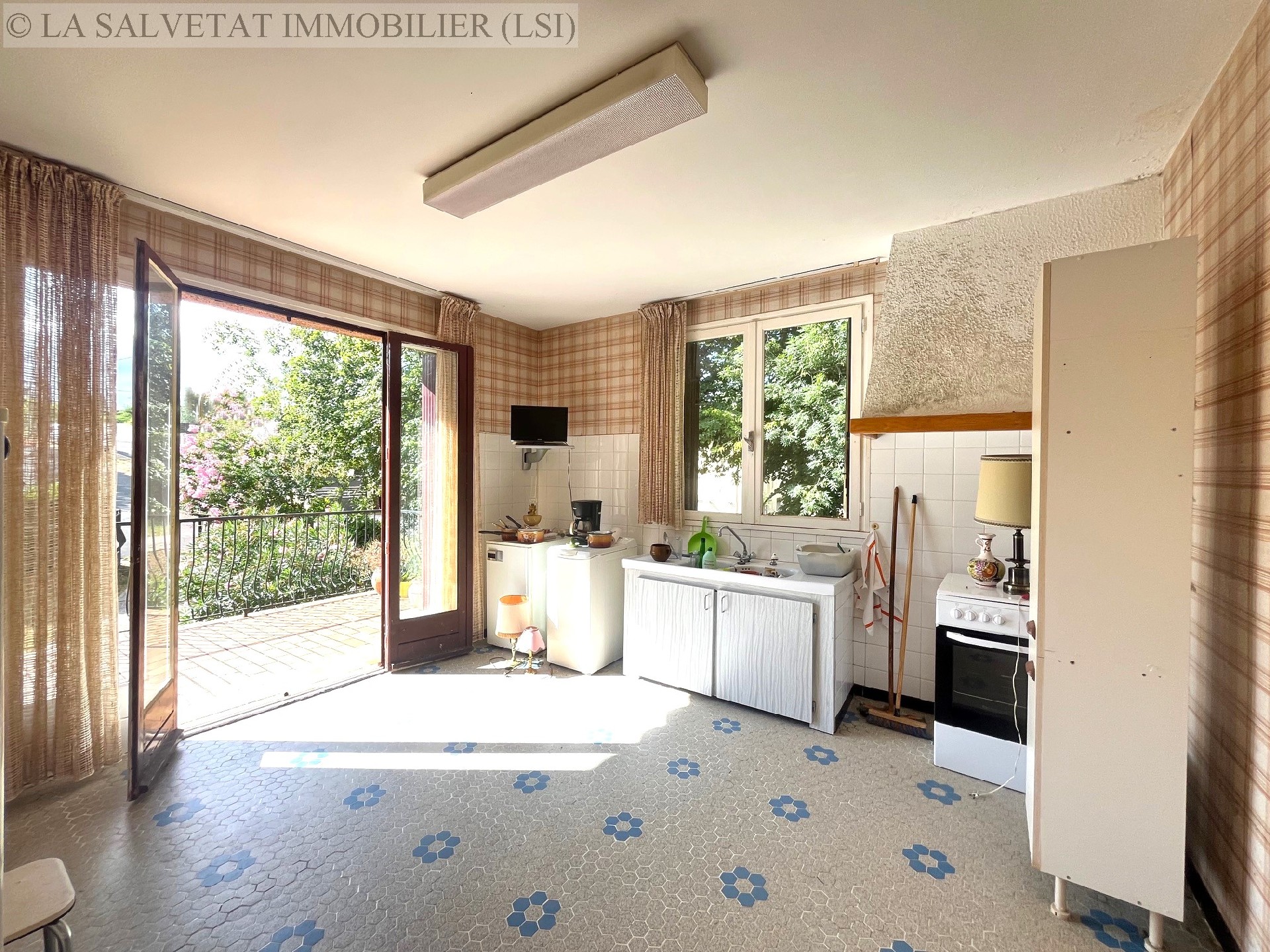 Vente maison-villa - LA SALVETAT ST GILLES<br>170 m², 5 pièces
