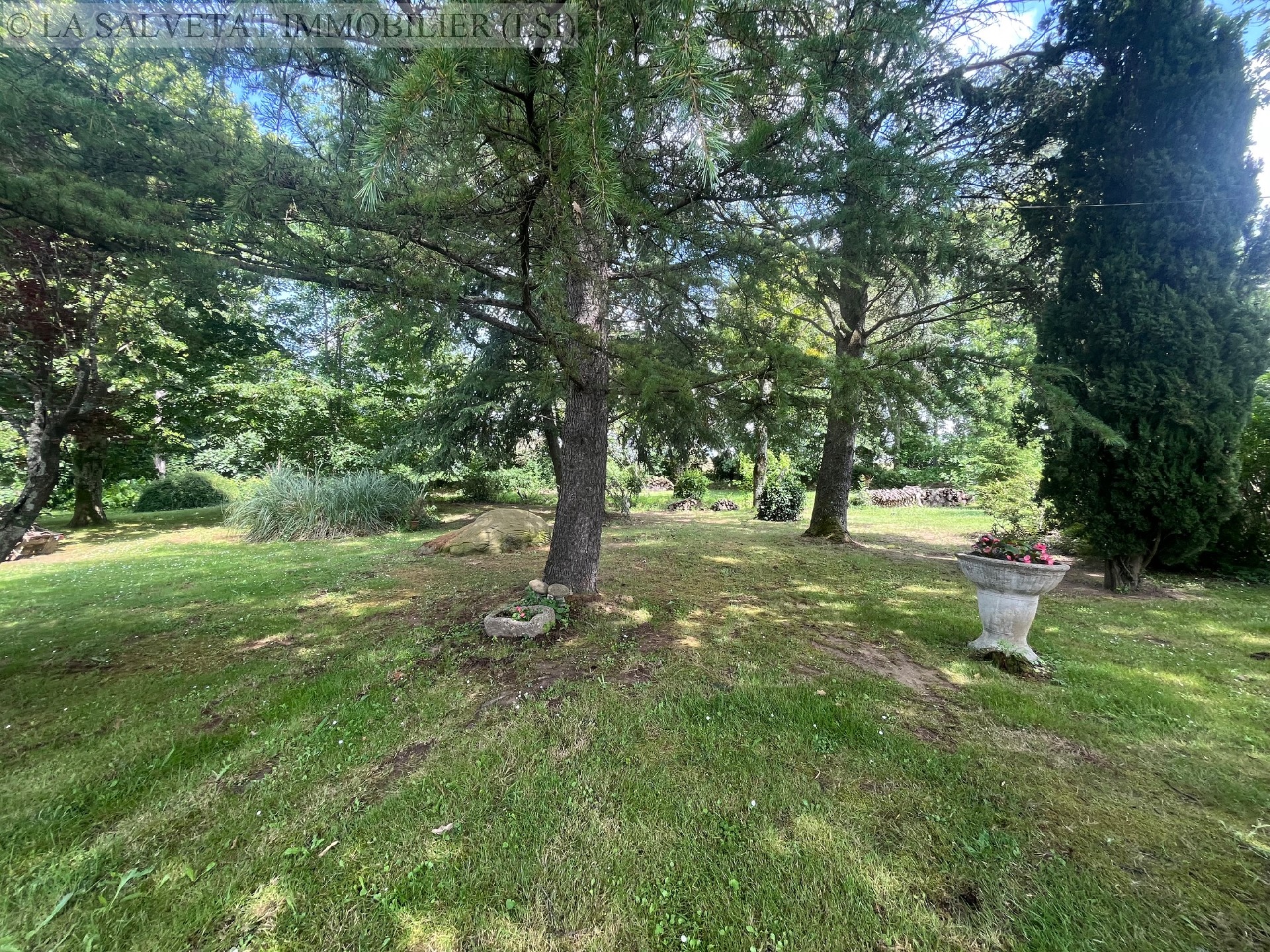Vente maison-villa - LIAS<br>240 m², 7 pièces