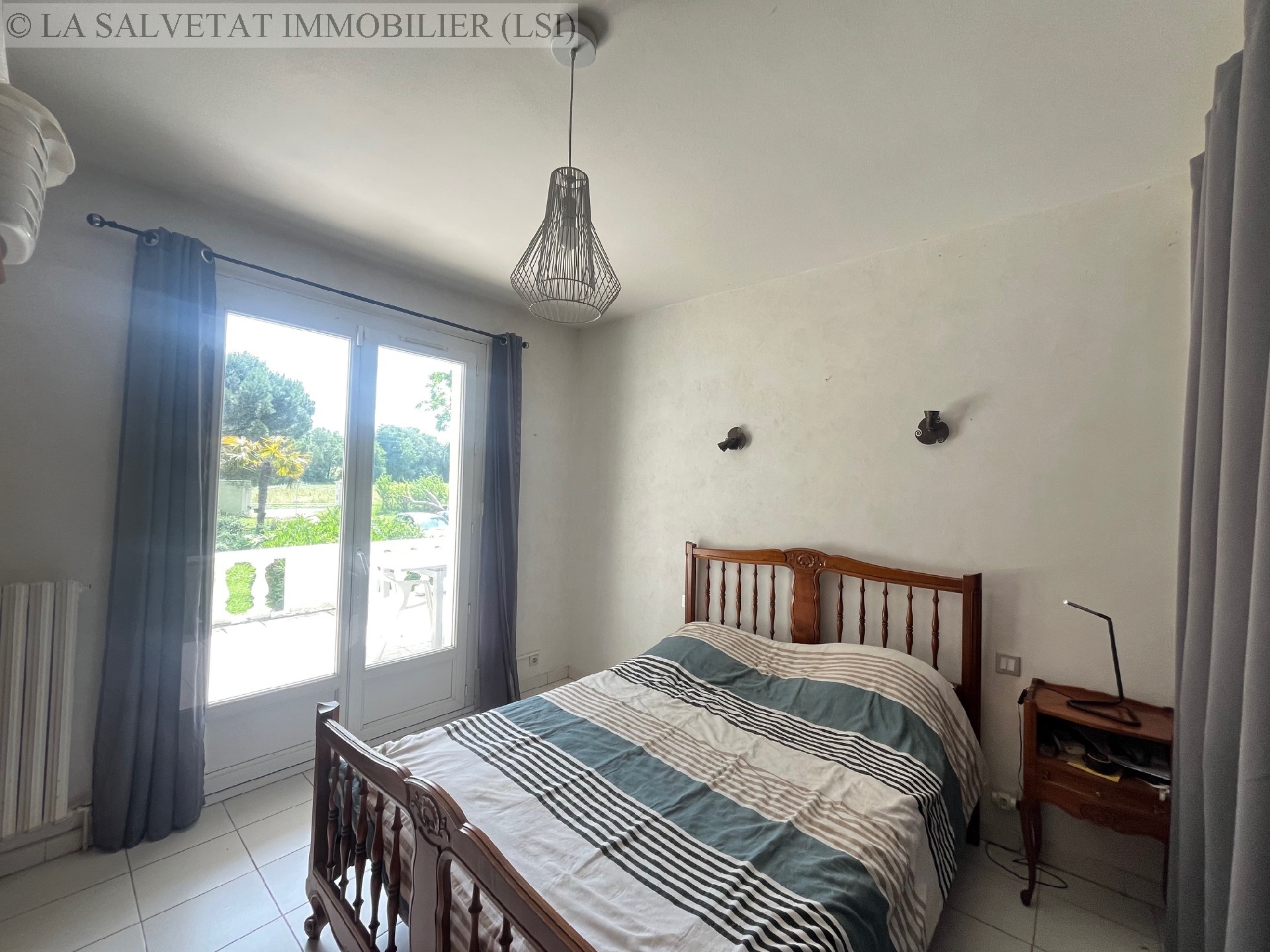 Vente maison-villa - LIAS<br>240 m², 7 pièces