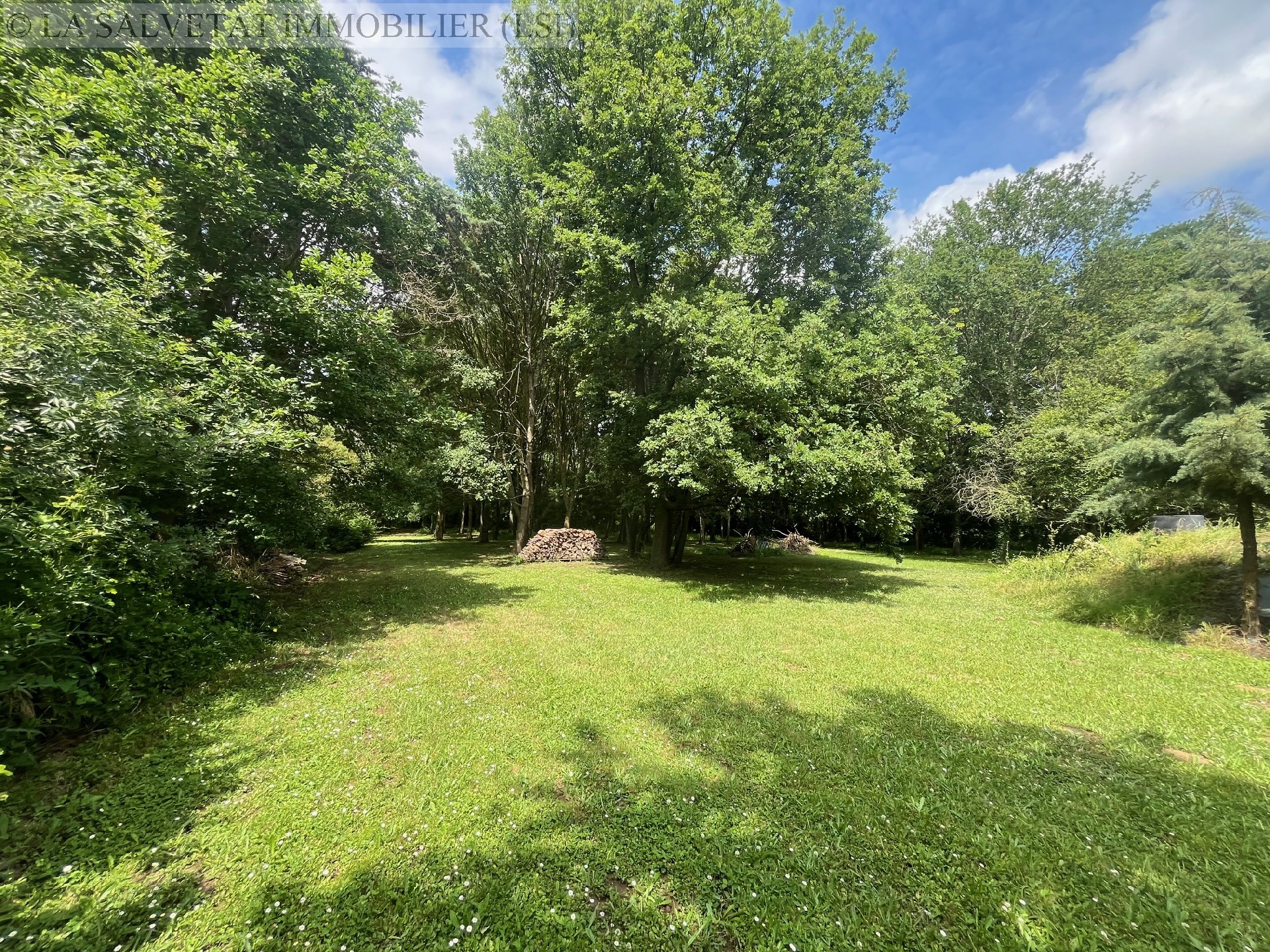 Vente maison-villa - LIAS<br>240 m², 7 pièces