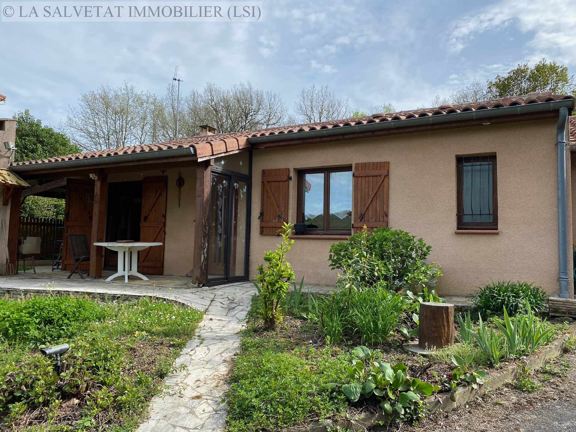 Vente maison-villa - SAIGUEDE<br>78 m², 3 pièces