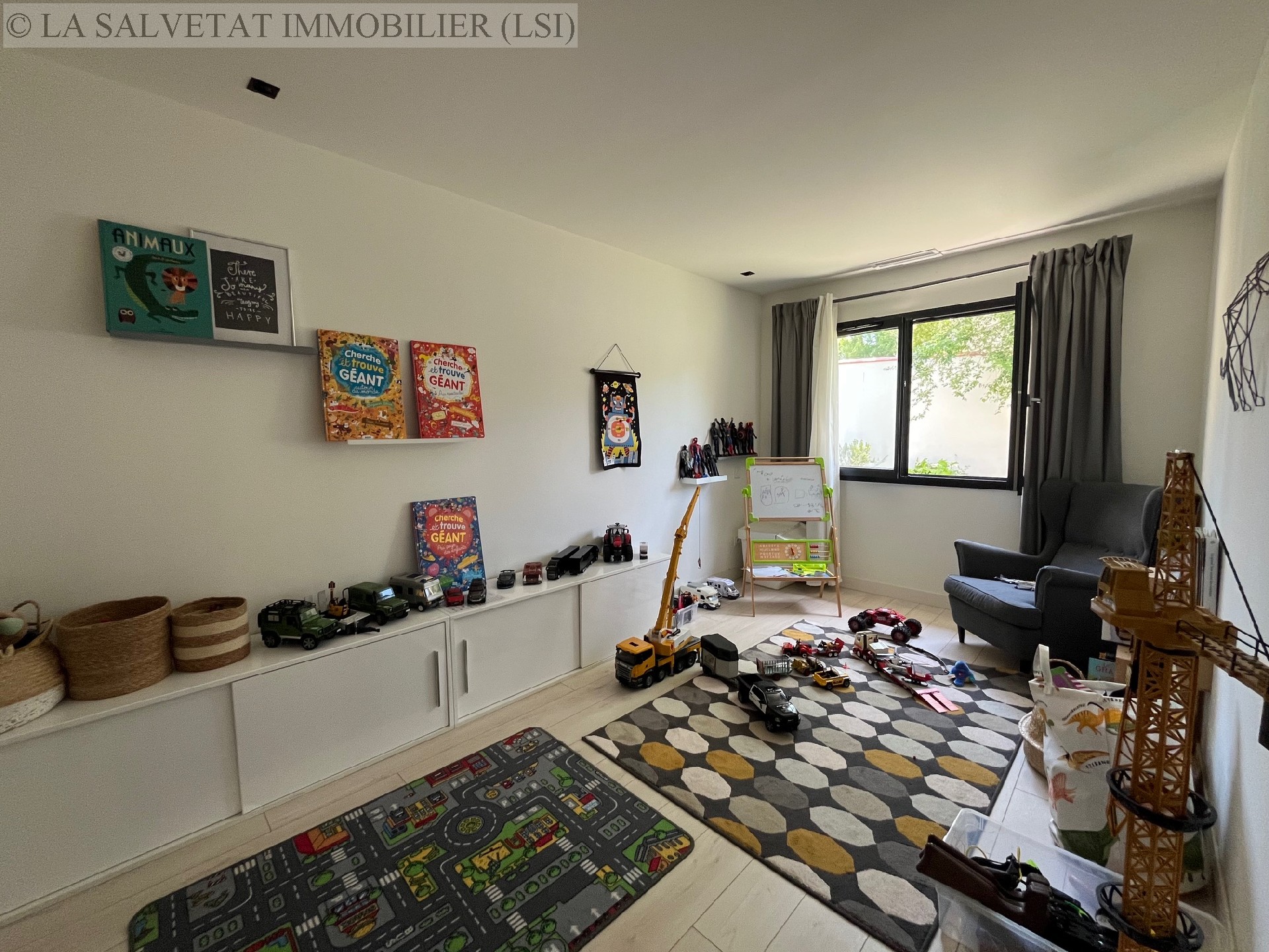 Vente maison-villa - ST LYS<br>169 m², 5 pièces