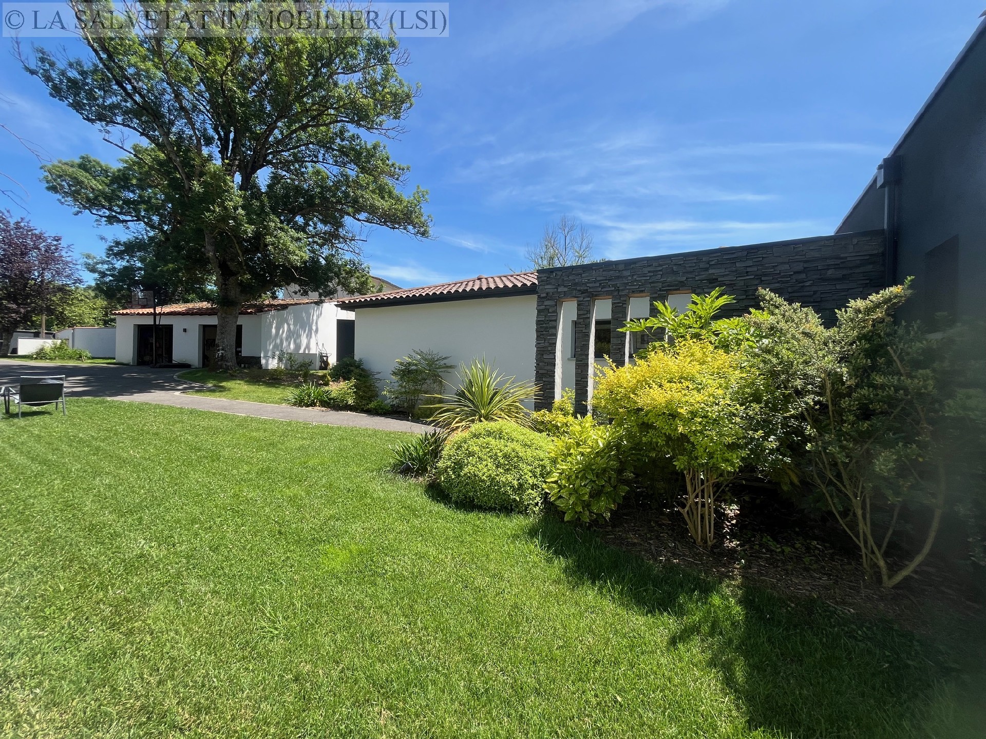 Vente maison-villa - ST LYS<br>169 m², 5 pièces