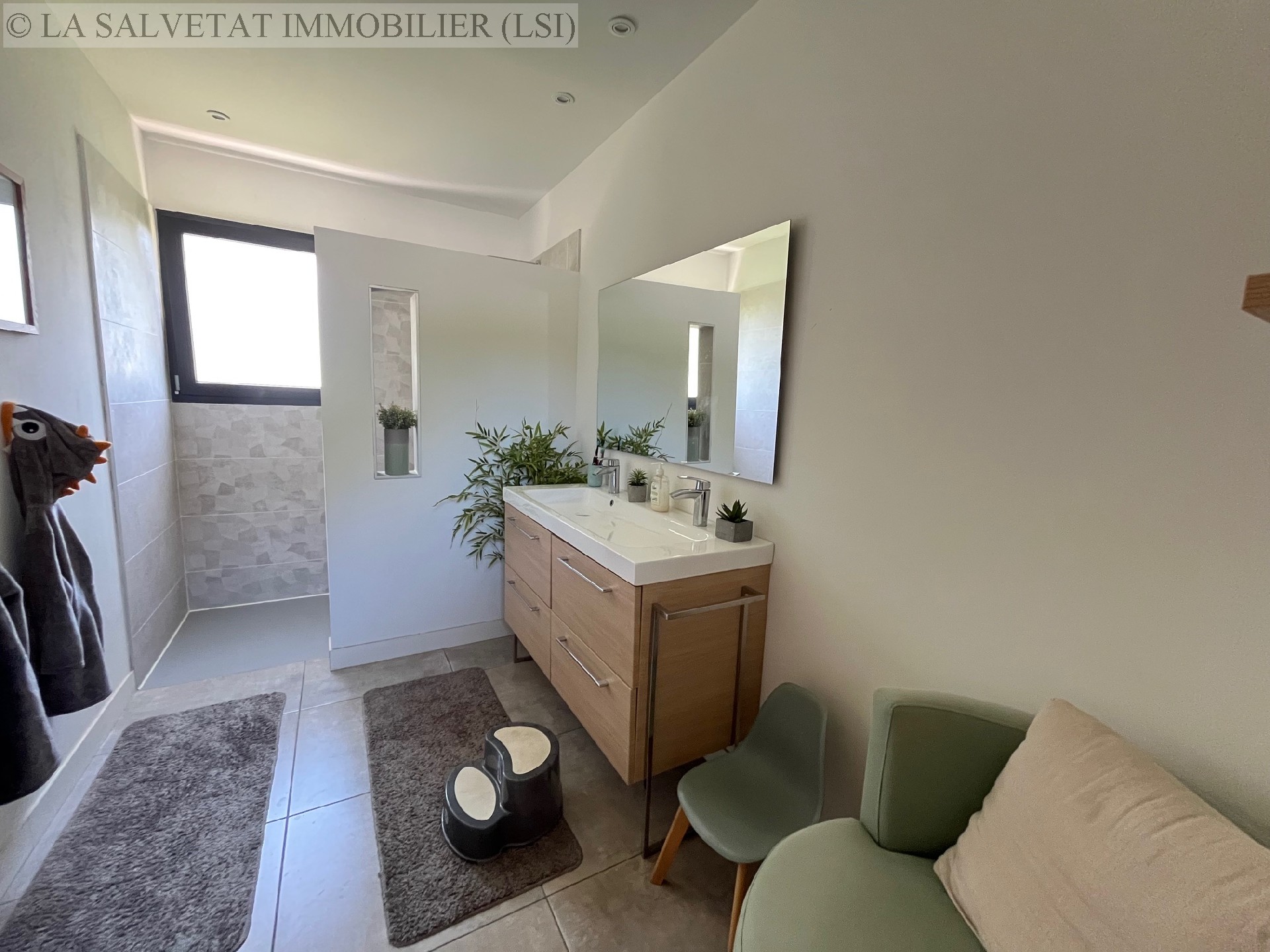 Vente maison-villa - ST LYS<br>169 m², 5 pièces
