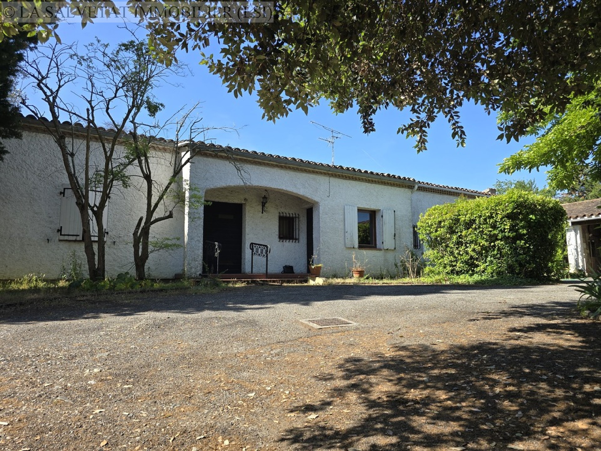 Vente maison-villa - TOURNEFEUILLE<br>269 m², 9 pièces