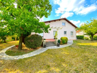 vente maison-villa LA SALVETAT ST GILLES 6 pieces, 153m2