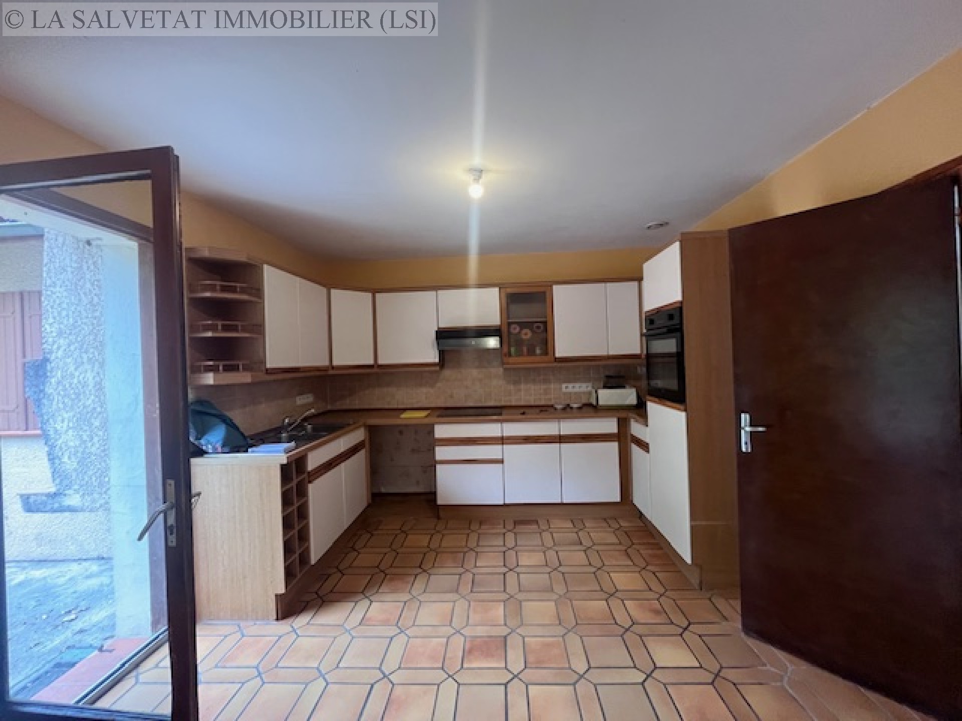 Vente maison-villa - LEGUEVIN<br>115 m&sup2;, 5 pièces