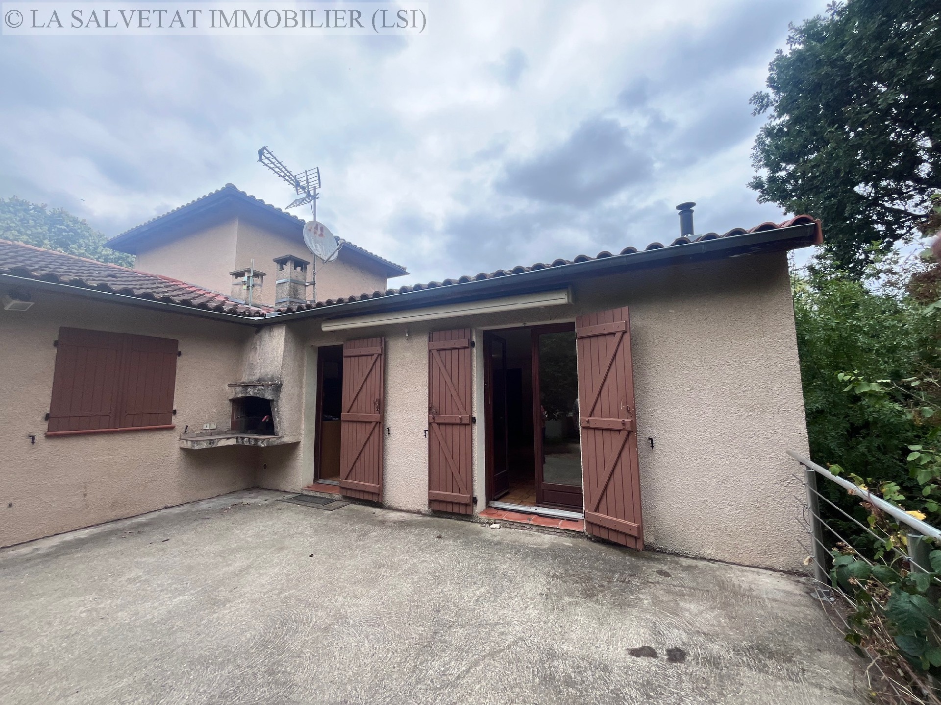 Vente maison-villa - LEGUEVIN<br>115 m&sup2;, 5 pièces