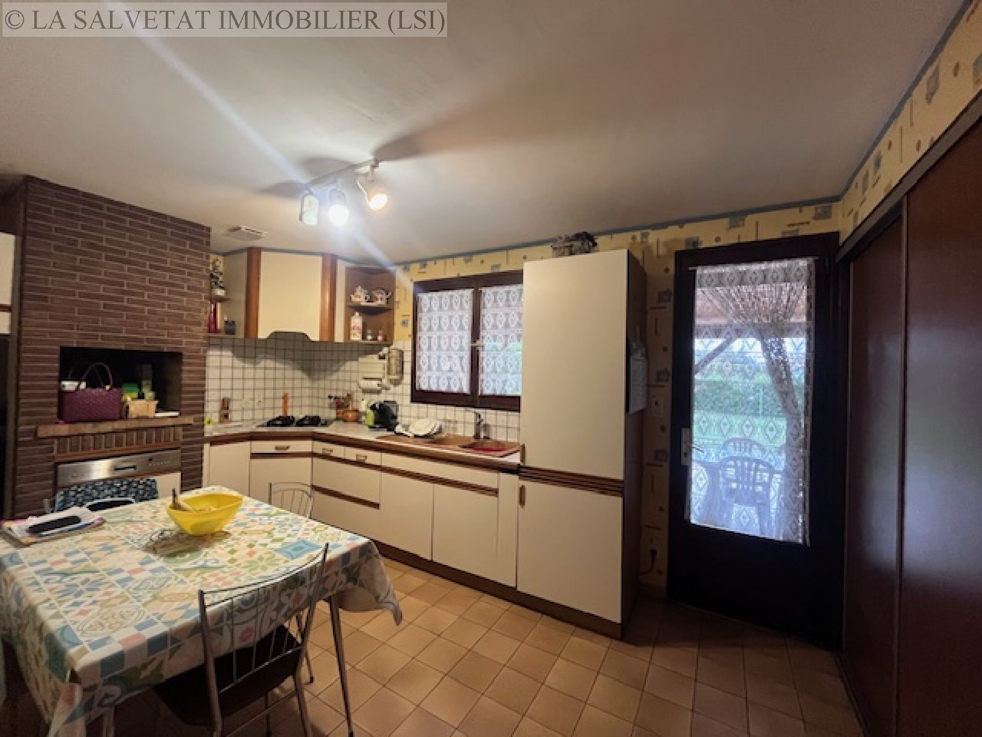 Vente maison-villa - FONTENILLES<br>116 m&sup2;, 4 pièces