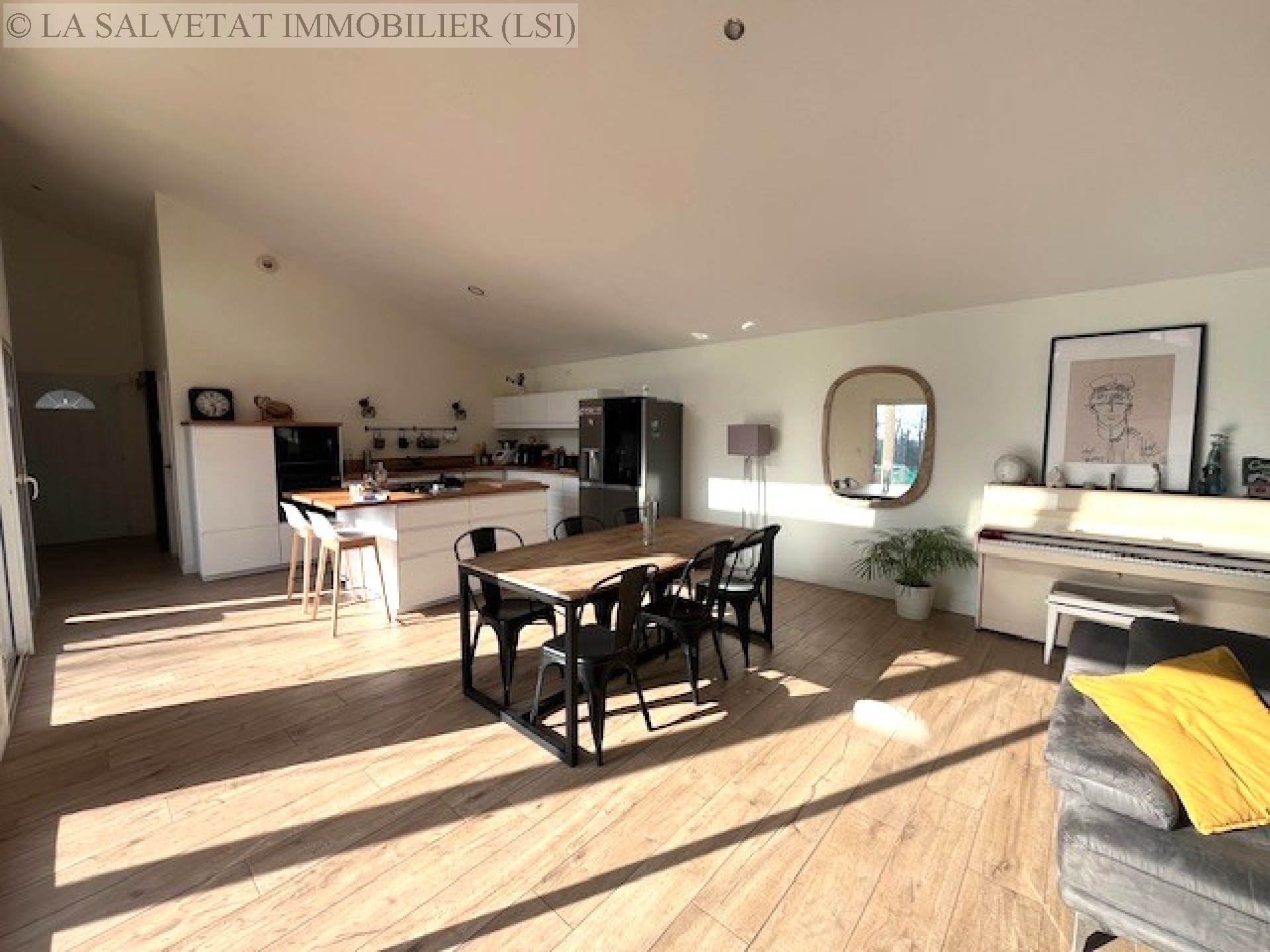 Vente maison-villa - FONTENILLES<br>145 m&sup2;, 5 pièces