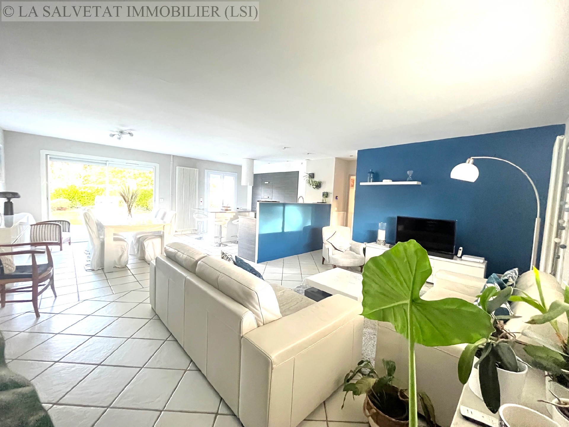 Vente maison-villa - FONTENILLES<br>122 m&sup2;, 5 pièces