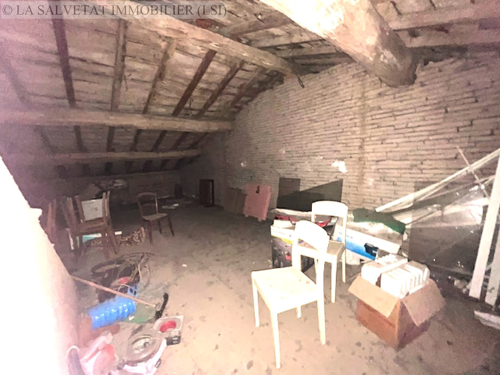 Vente maison-villa - LA SALVETAT ST GILLES<br>85,4 m&sup2;, 3 pièces